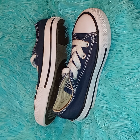 Converse Sneakers - Picture 4 of 4